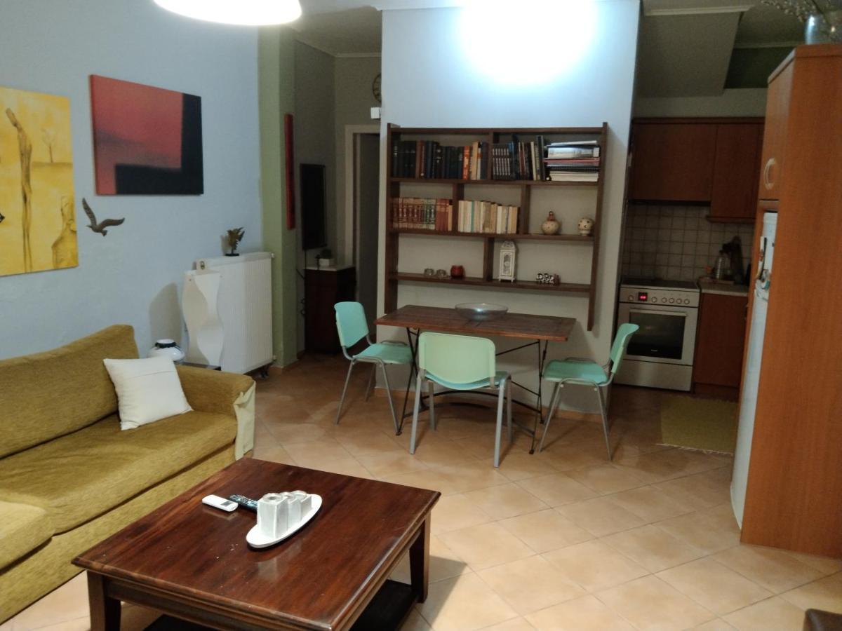 Ησυχες Διακοπες Villa Kalamata Exterior foto